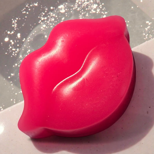 No. 11: PINK LIPSTICK Banana and Bubblegum Handmade Bougie Soap Bar (80g)