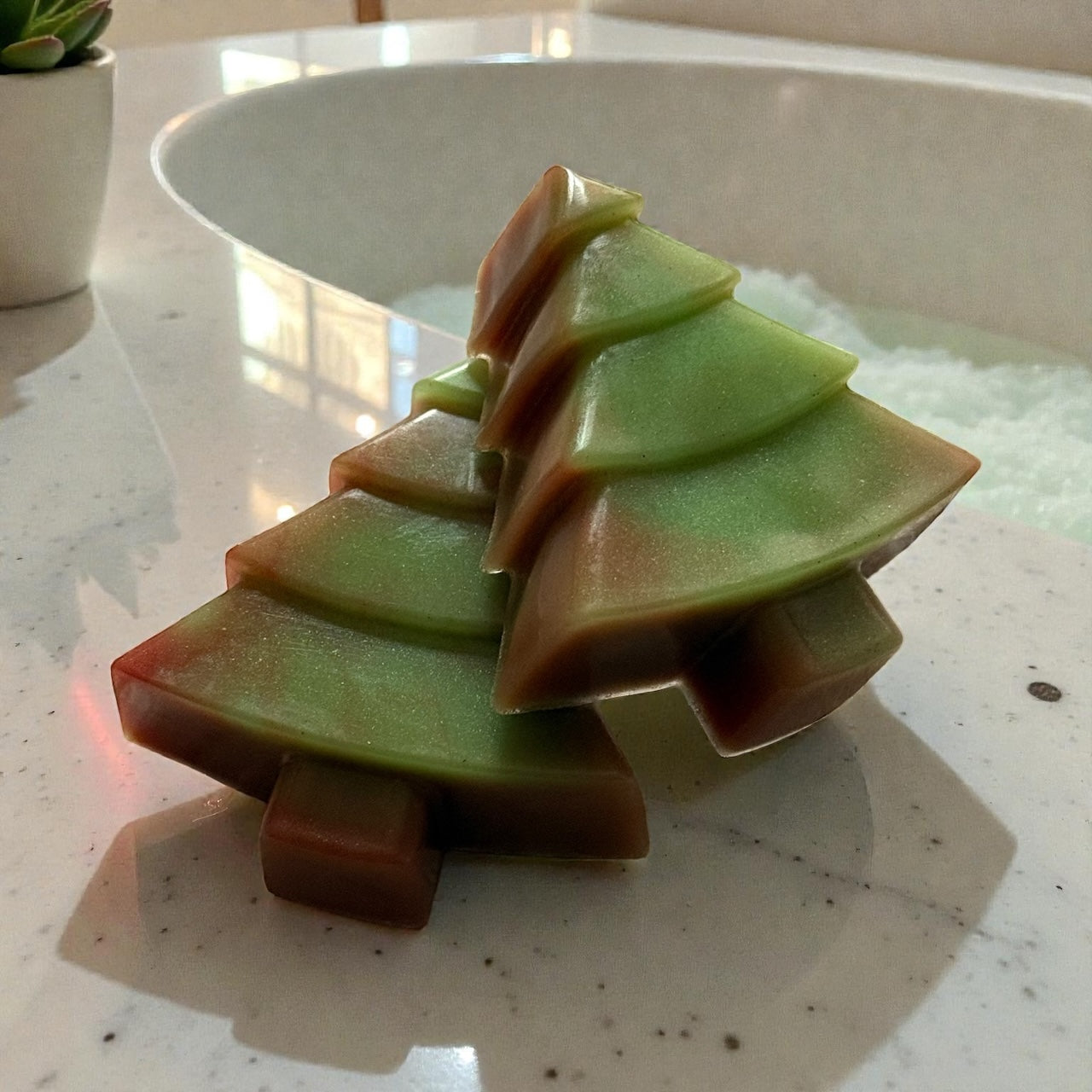 No. 10: YULE TREE Eucalyptus and Wild Moss Handmade Bougie Soap Bar (55g)