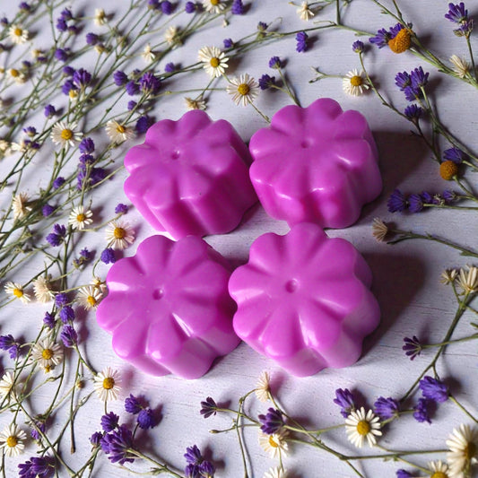No. 4: SOFT LIFE Lavender and Chamomile Luxury Soy Wax Melts (25g)